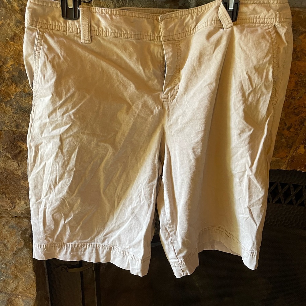 Caslon casual shorts size 14